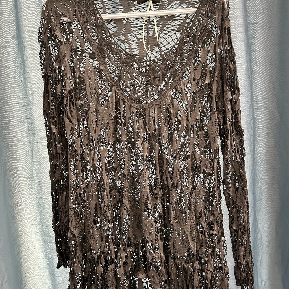 Grey Crochet m- like Long Sleeve Top (no name) 23” pit to pit